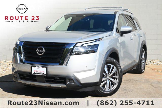 used 2022 Nissan Pathfinder car, priced at $25,750