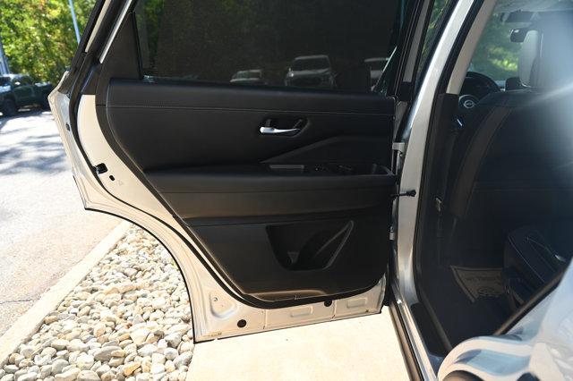 used 2022 Nissan Pathfinder car, priced at $24,450