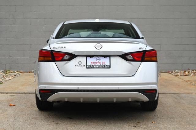 used 2024 Nissan Altima car, priced at $16,077