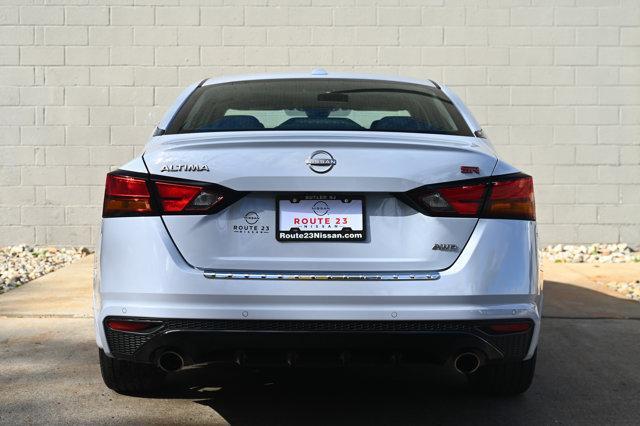 used 2023 Nissan Altima car, priced at $20,300