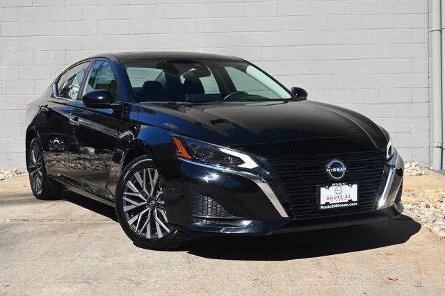 used 2023 Nissan Altima car, priced at $18,098