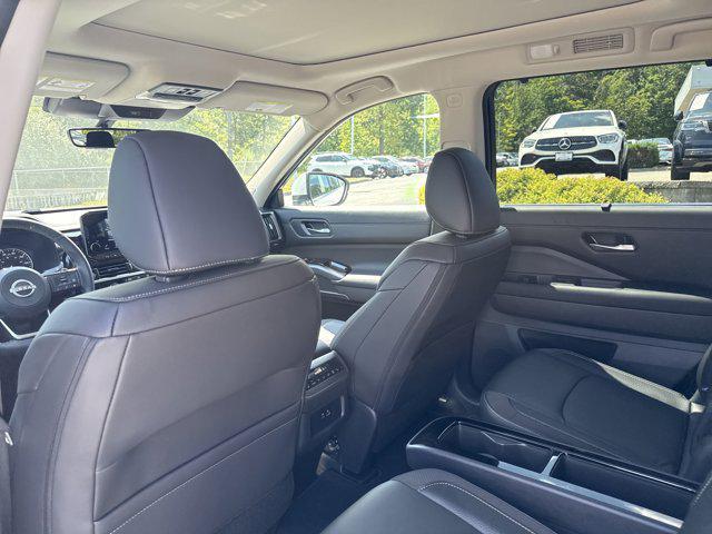 new 2025 Nissan Pathfinder car, priced at $47,261