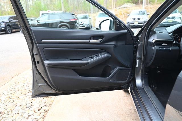 used 2022 Nissan Altima car, priced at $19,318