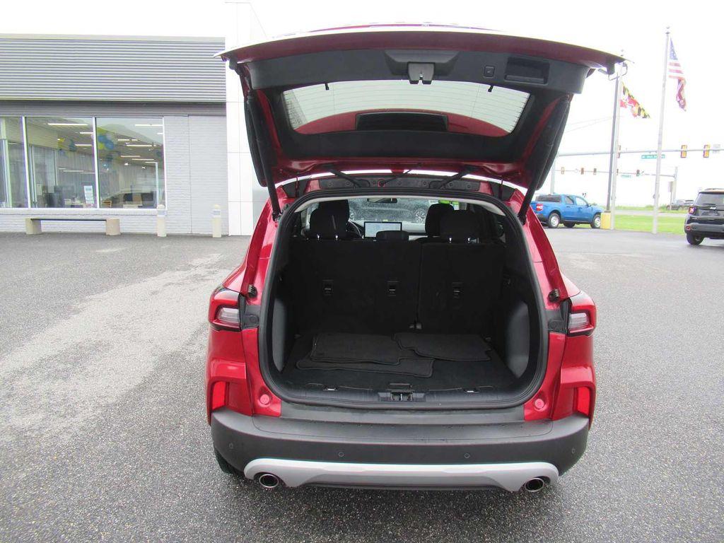 used 2023 Ford Escape car, priced at $25,490