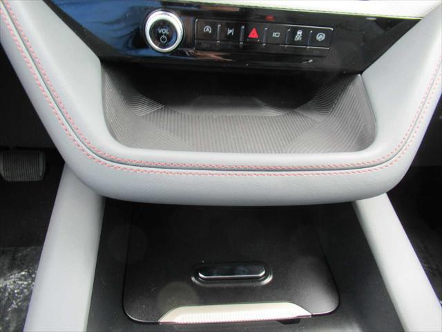 new 2025 Ford Explorer car, priced at $40,182