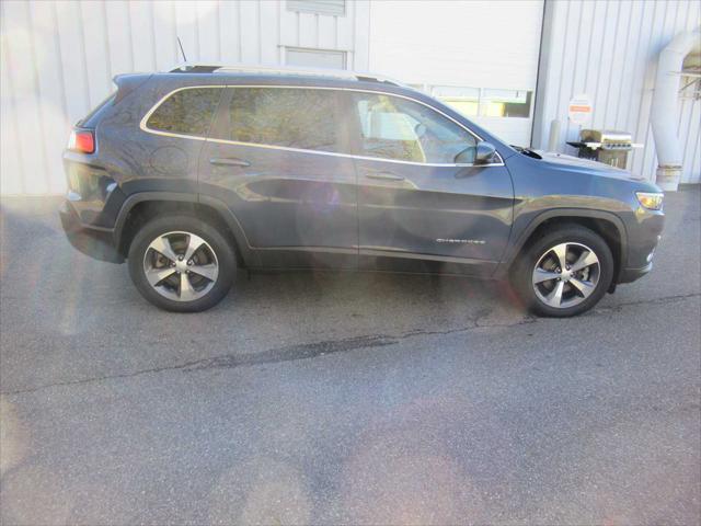 used 2021 Jeep Cherokee car, priced at $22,490