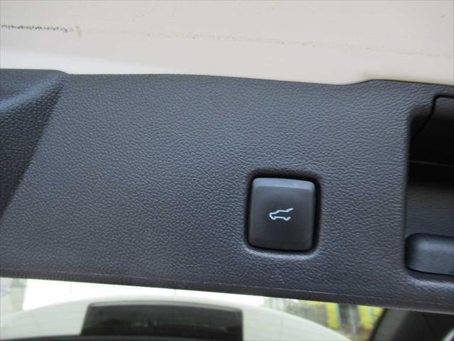 used 2022 Ford Escape car, priced at $23,990