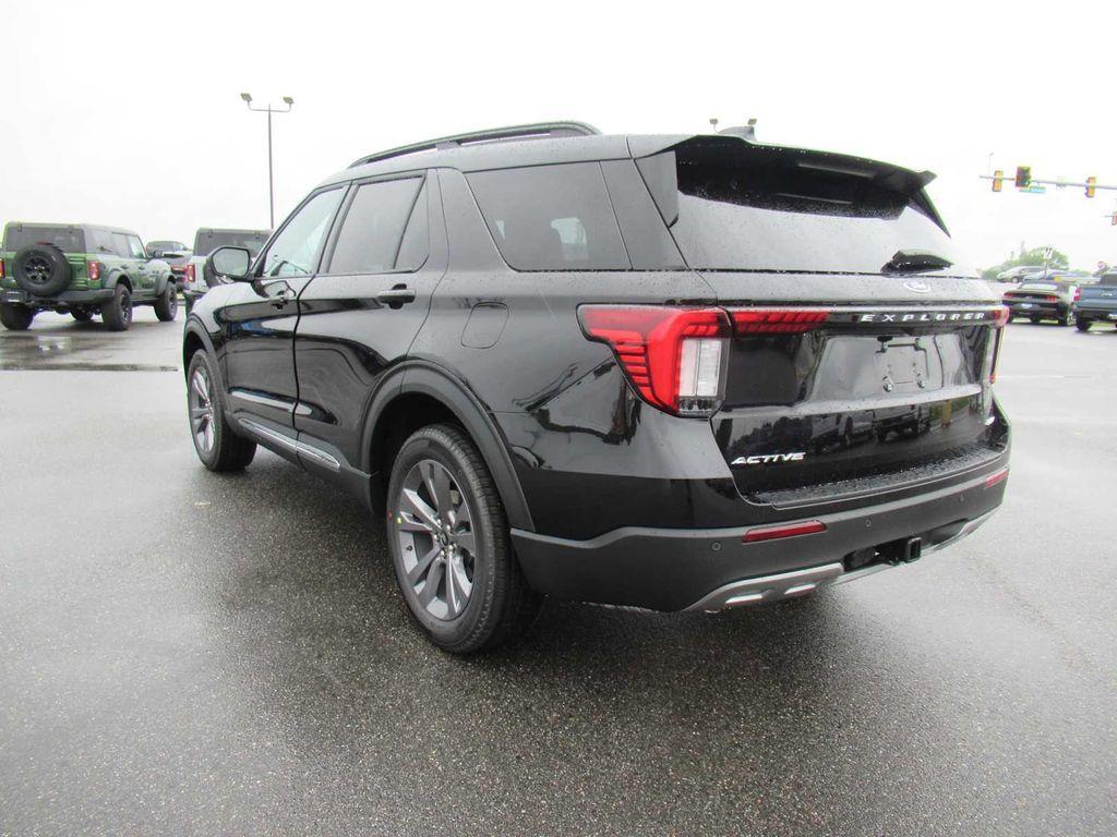 new 2025 Ford Explorer car, priced at $47,990