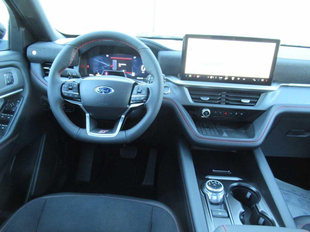 new 2025 Ford Explorer car, priced at $64,990