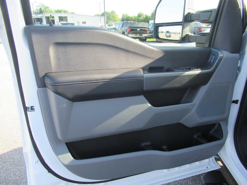 new 2025 Ford F-350 car, priced at $56,990