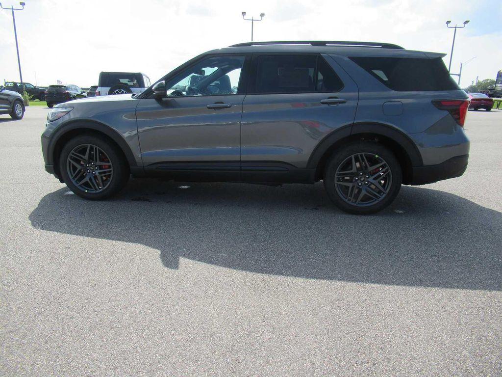 new 2025 Ford Explorer car, priced at $59,409