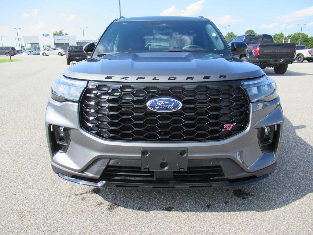 new 2025 Ford Explorer car, priced at $59,409
