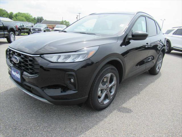 new 2025 Ford Escape car, priced at $33,908