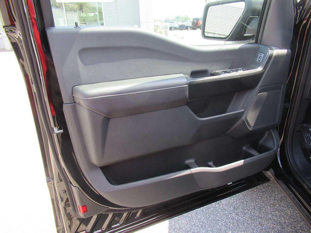 new 2025 Ford F-150 car, priced at $46,506
