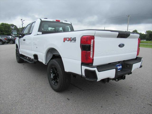 new 2025 Ford F-350 car, priced at $61,500