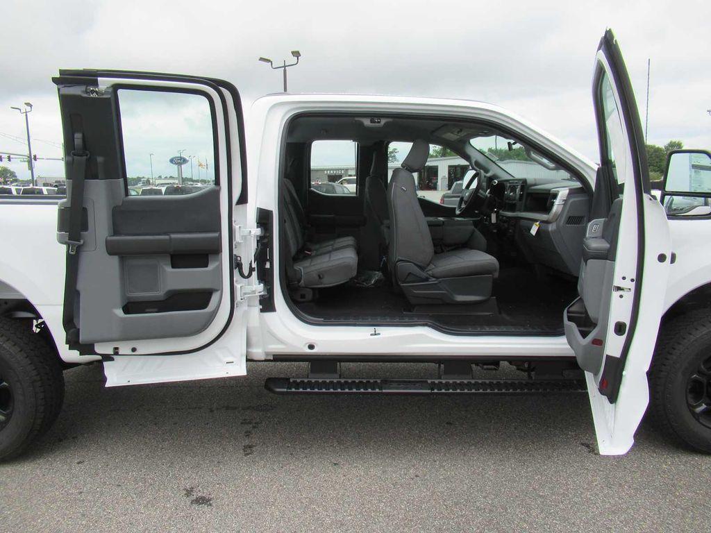 new 2025 Ford F-350 car, priced at $58,490