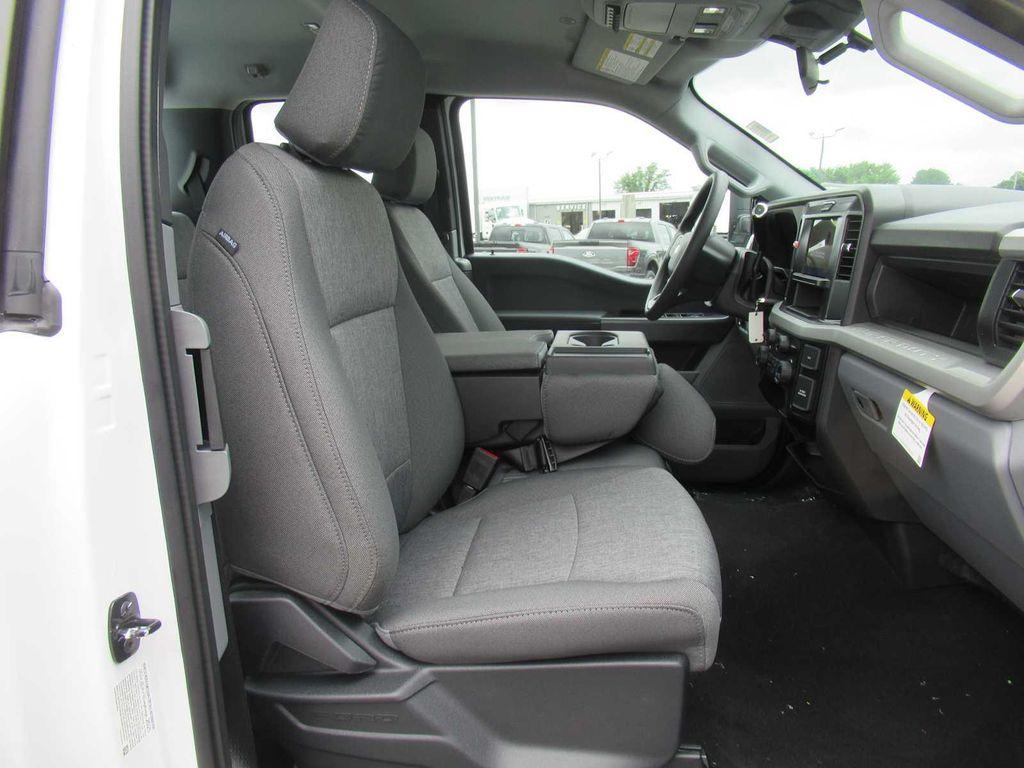new 2025 Ford F-350 car, priced at $58,490