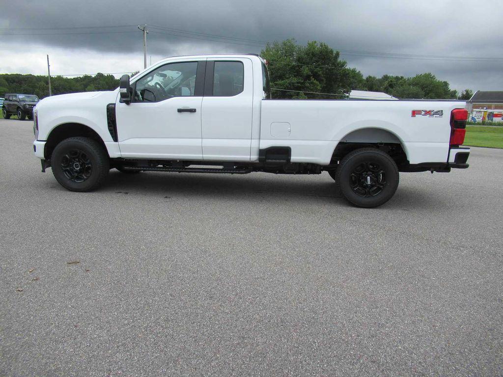 new 2025 Ford F-350 car, priced at $58,490