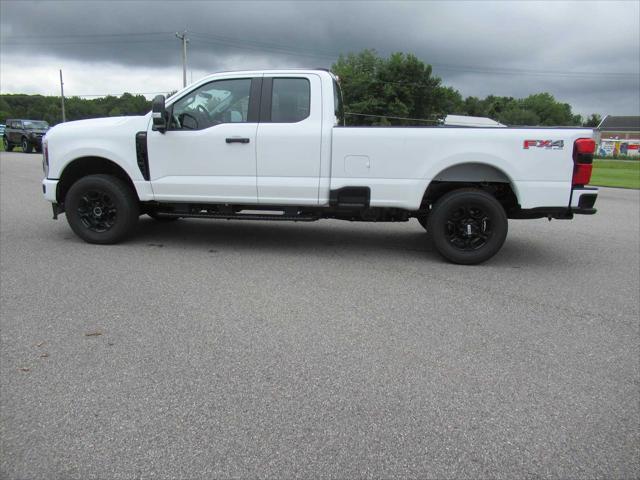new 2025 Ford F-350 car, priced at $61,500
