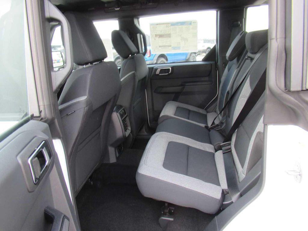 new 2025 Ford Bronco car, priced at $44,580