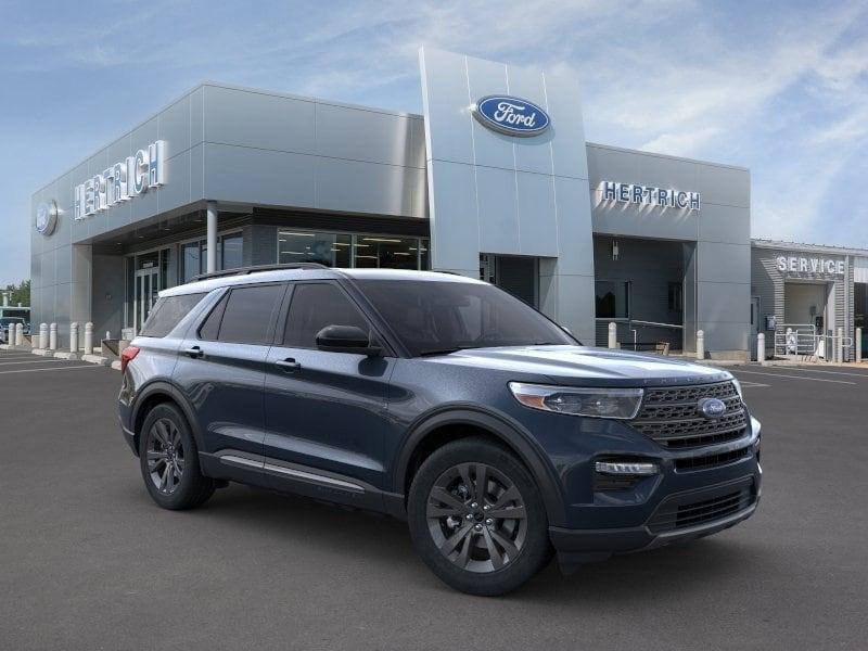 new 2024 Ford Explorer car, priced at $48,999