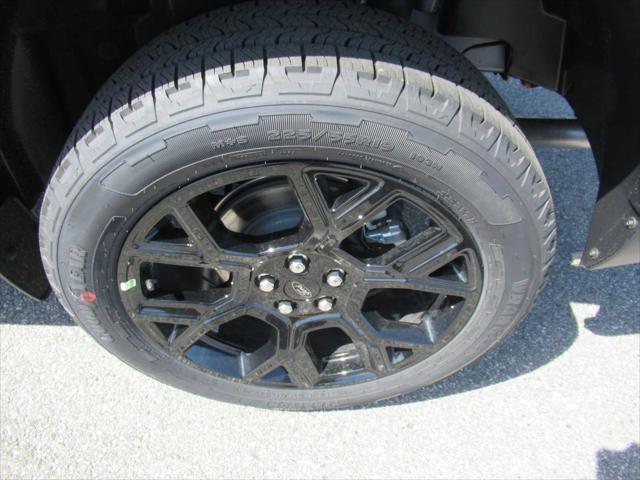new 2025 Ford Maverick car, priced at $33,851