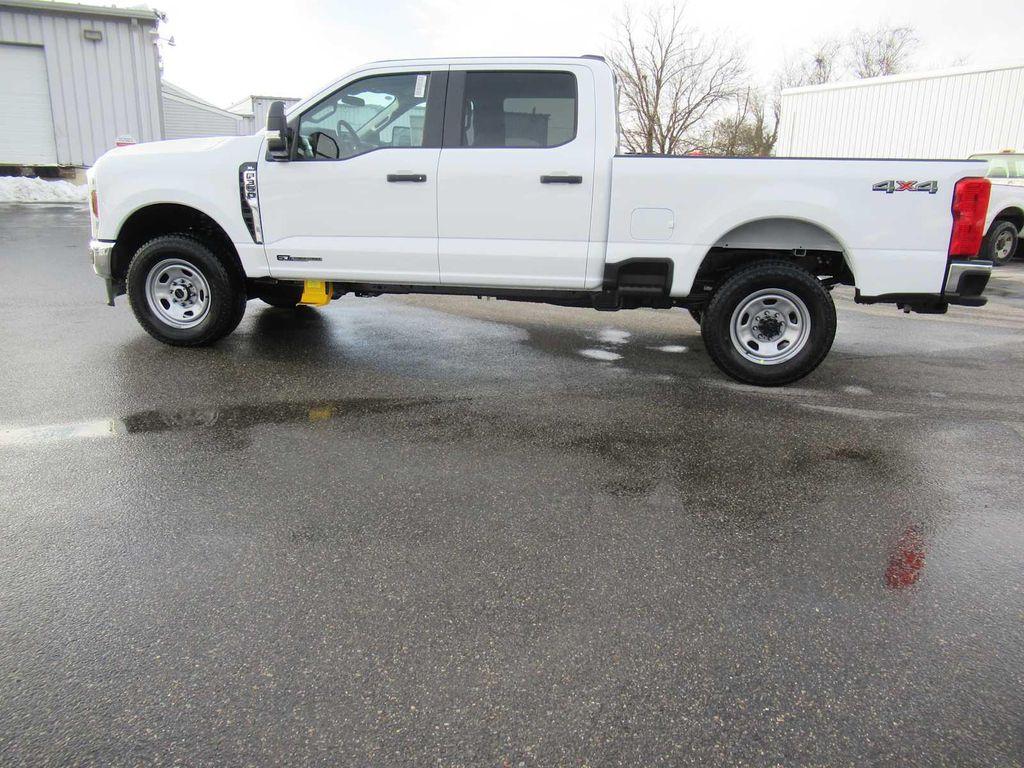 new 2025 Ford F-350 car, priced at $69,390