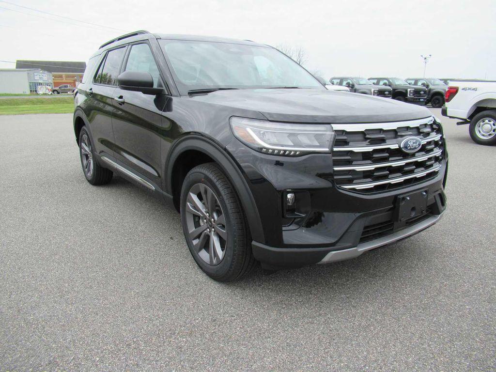 new 2025 Ford Explorer car, priced at $48,990