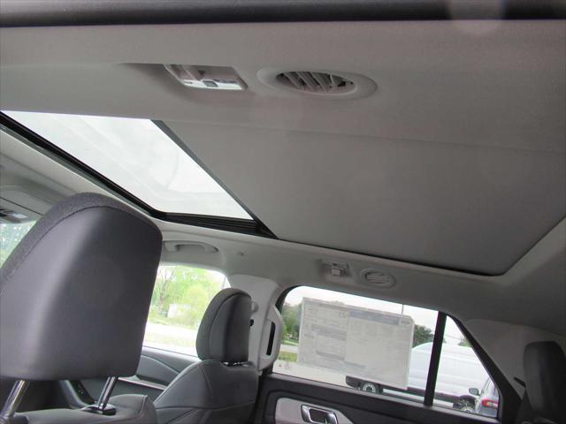 new 2025 Ford Explorer car, priced at $50,060