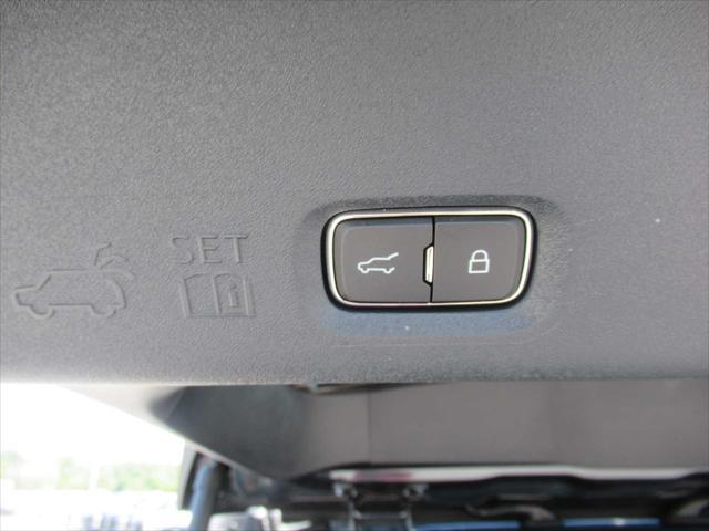 new 2025 Ford Expedition Max car, priced at $72,990
