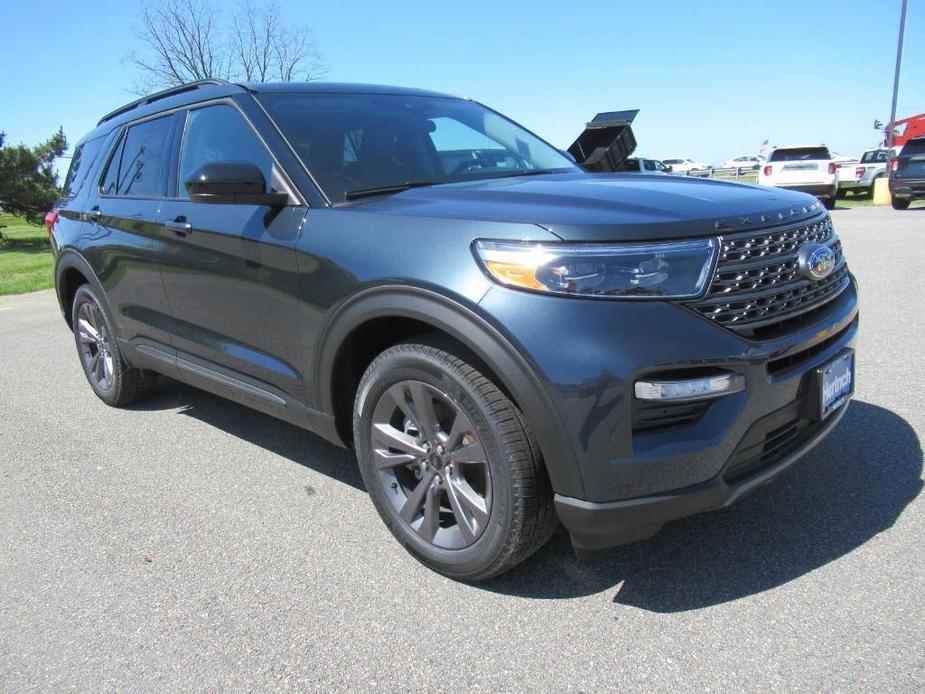 new 2024 Ford Explorer car, priced at $48,499