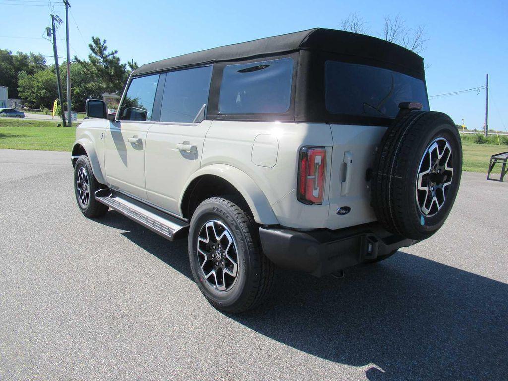 new 2025 Ford Bronco car, priced at $52,475