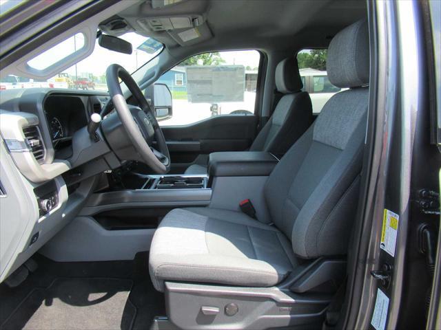 new 2025 Ford F-250 car, priced at $62,385
