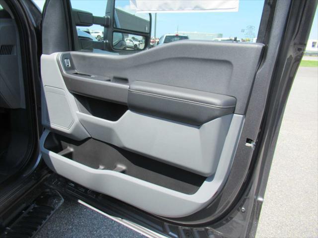 new 2025 Ford F-250 car, priced at $62,385