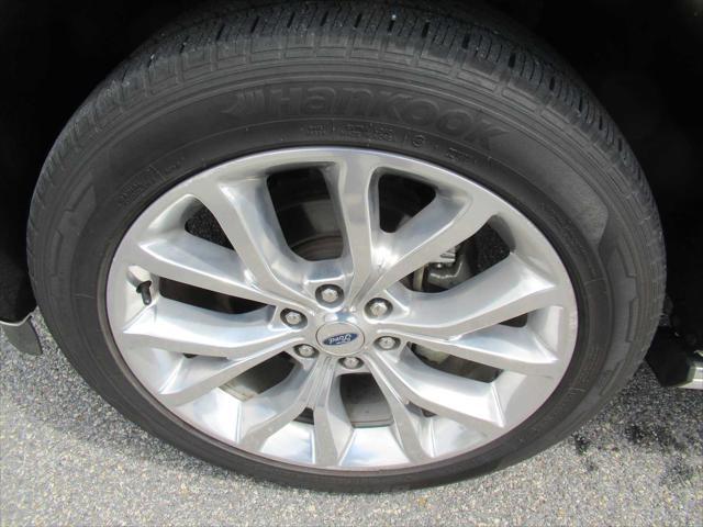 used 2019 Ford Expedition car, priced at $28,990