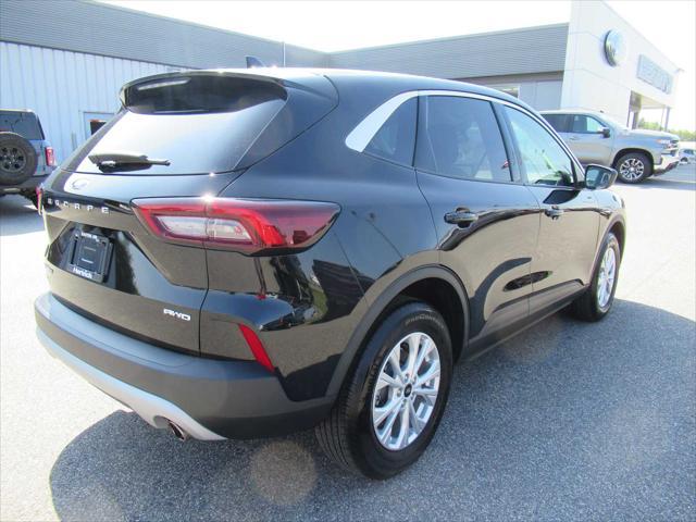 used 2023 Ford Escape car, priced at $25,490