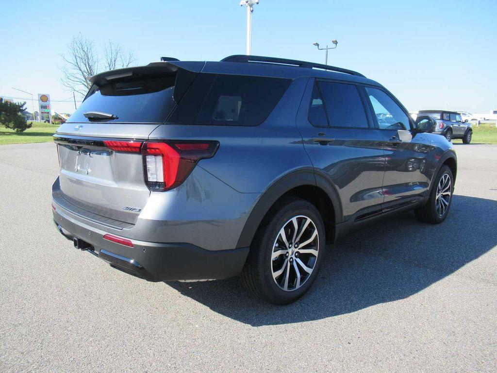 new 2025 Ford Explorer car, priced at $51,760