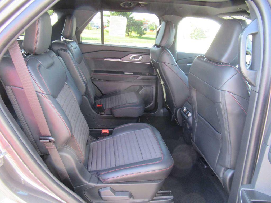 new 2025 Ford Explorer car, priced at $51,760