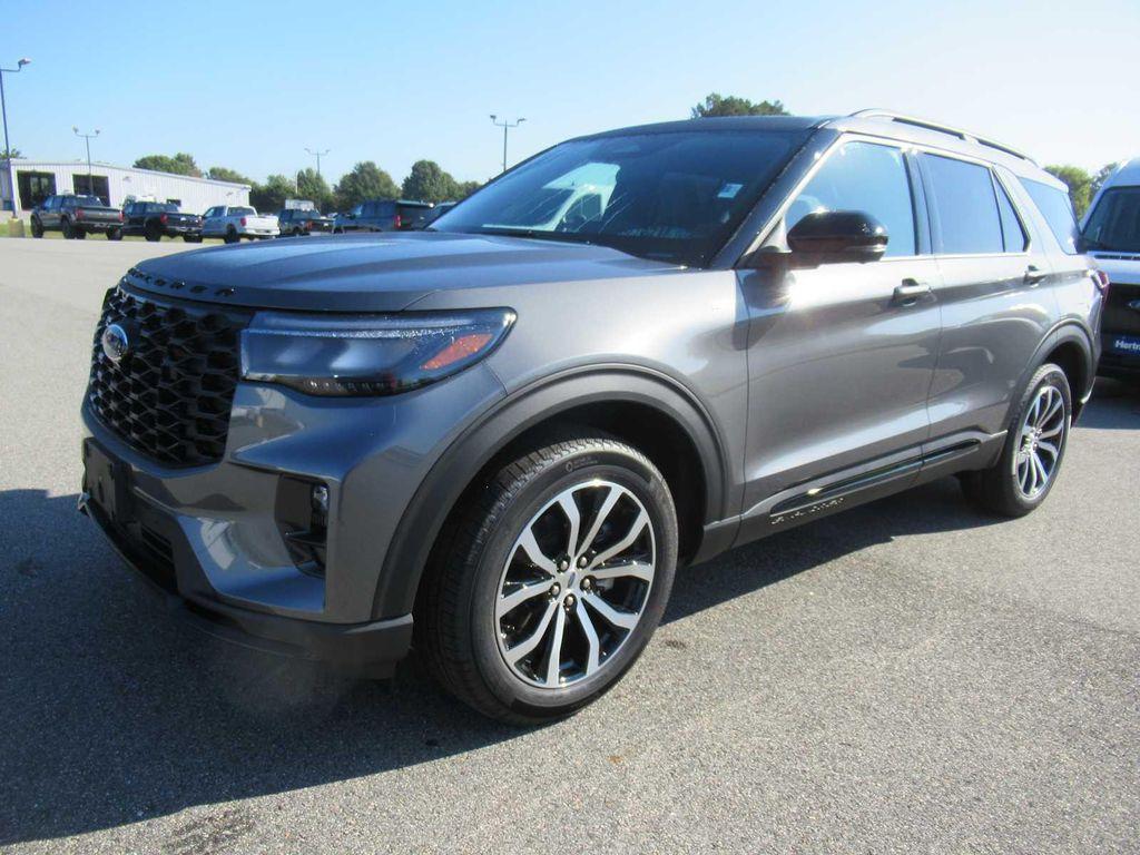 new 2025 Ford Explorer car, priced at $51,760