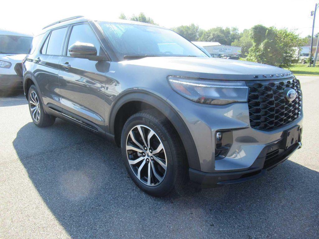 new 2025 Ford Explorer car, priced at $51,760