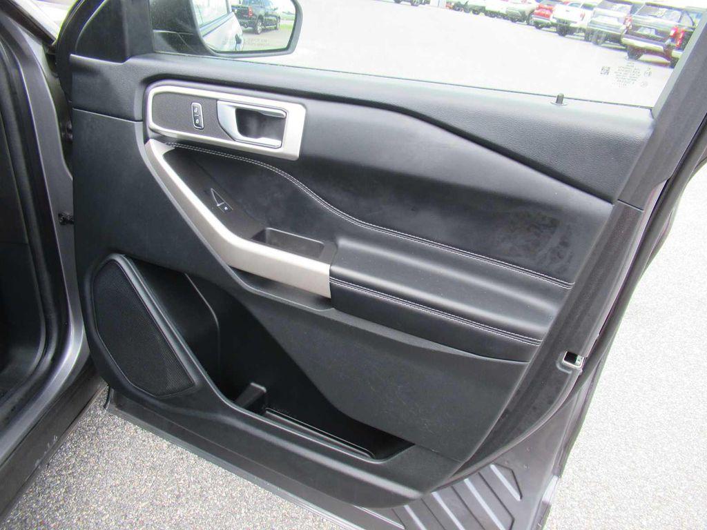 used 2022 Ford Explorer car, priced at $33,490
