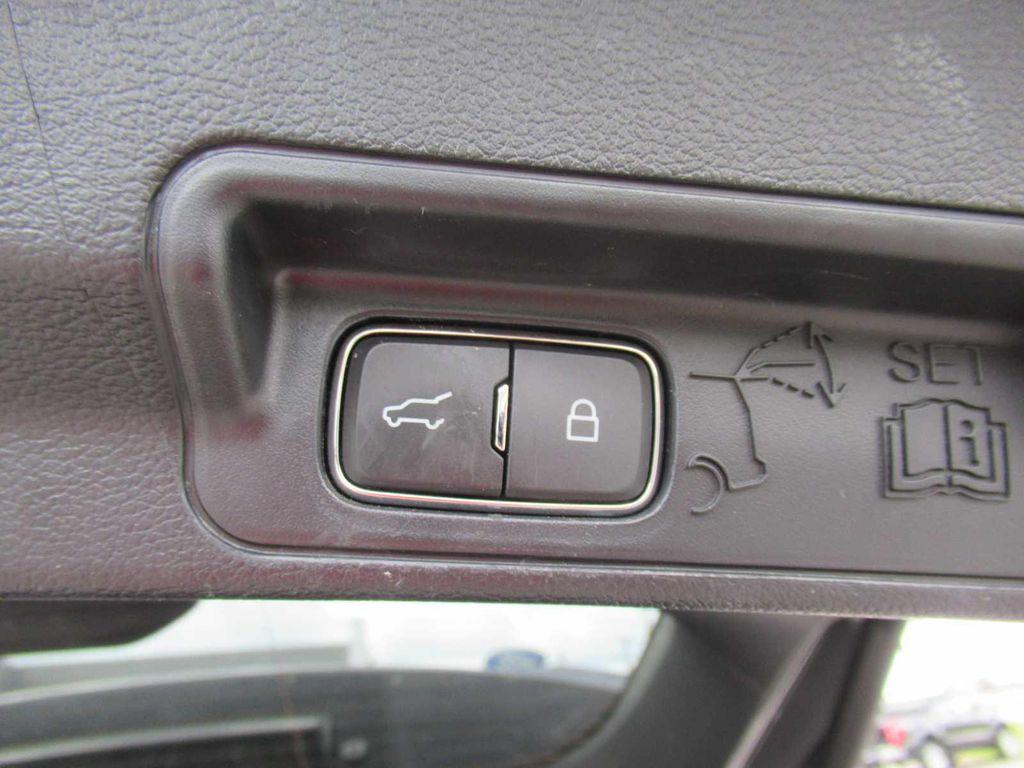 used 2022 Ford Explorer car, priced at $33,490