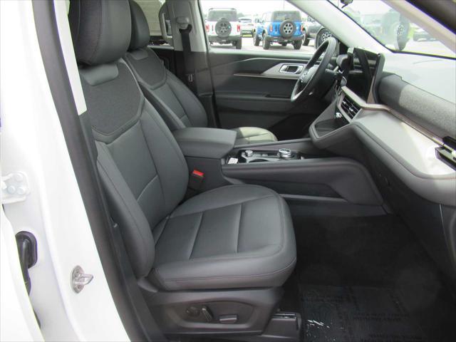 new 2025 Ford Explorer car, priced at $44,942