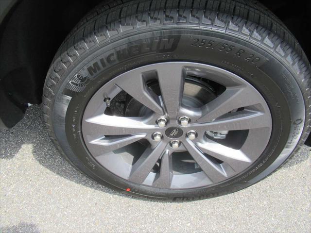 new 2025 Ford Explorer car, priced at $44,942