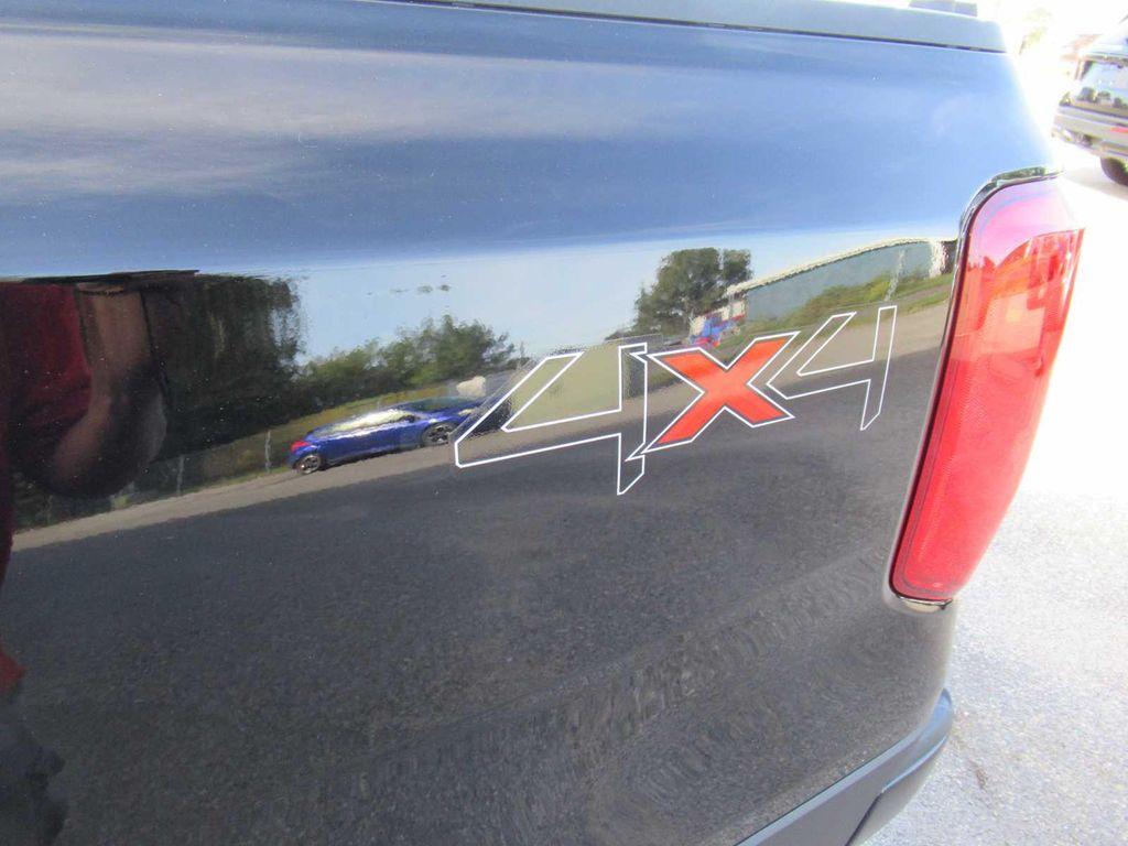 new 2025 Ford Ranger car, priced at $39,385