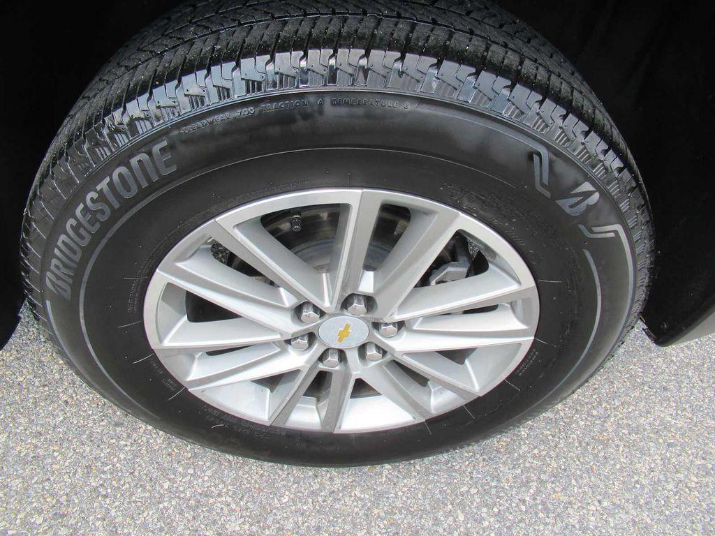 used 2023 Chevrolet Traverse car, priced at $28,990