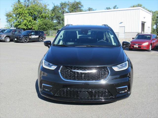 used 2022 Chrysler Pacifica car, priced at $25,990