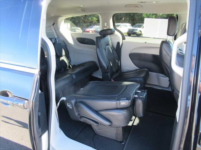 used 2022 Chrysler Pacifica car, priced at $25,990