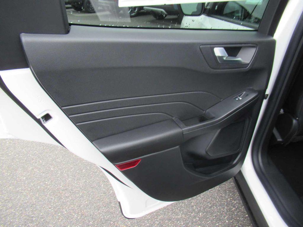 new 2025 Ford Escape car, priced at $33,990