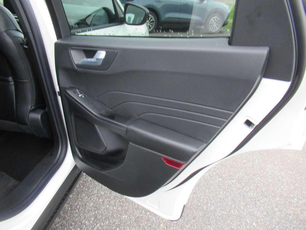 new 2025 Ford Escape car, priced at $33,990